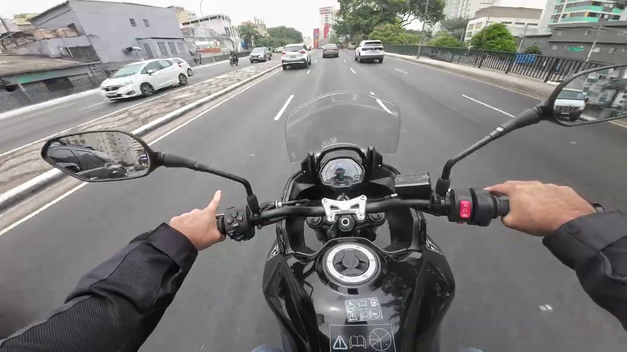 Desviando do Caos em SP! 🏍️💨 Motovlog na Marginal