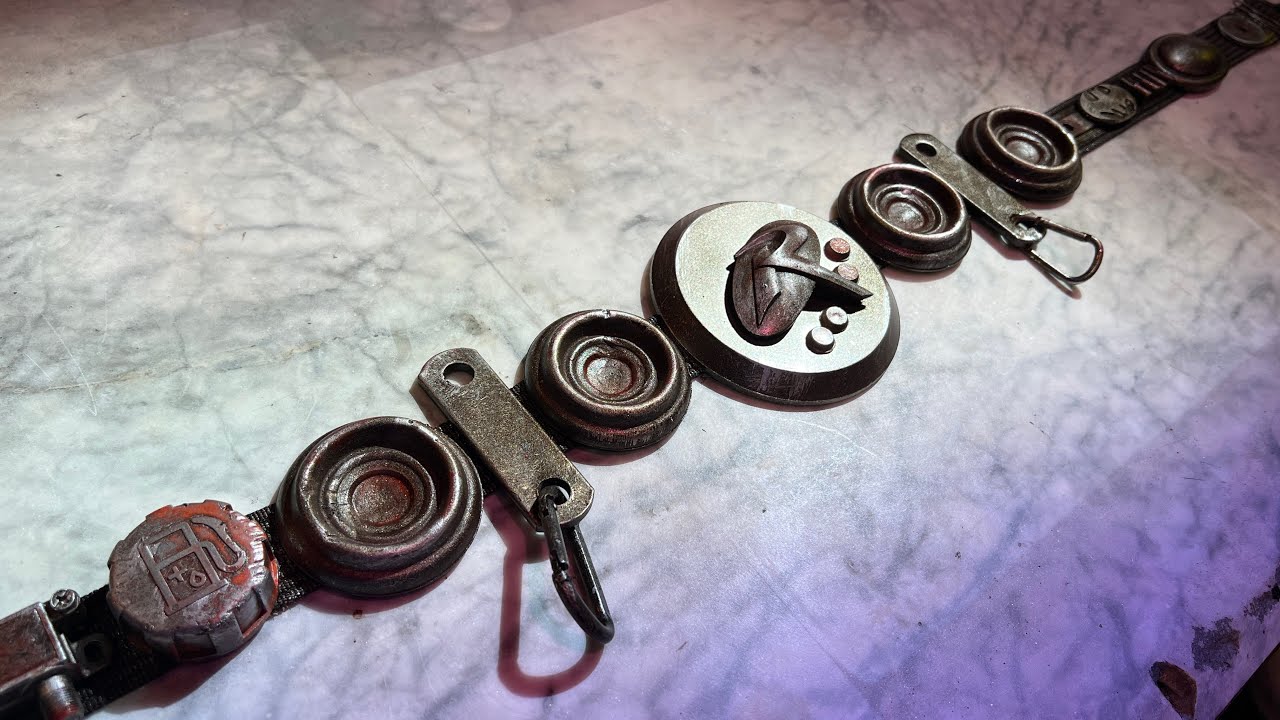 DIY Make A Robin Utility Belt Out of Junk In a half hour