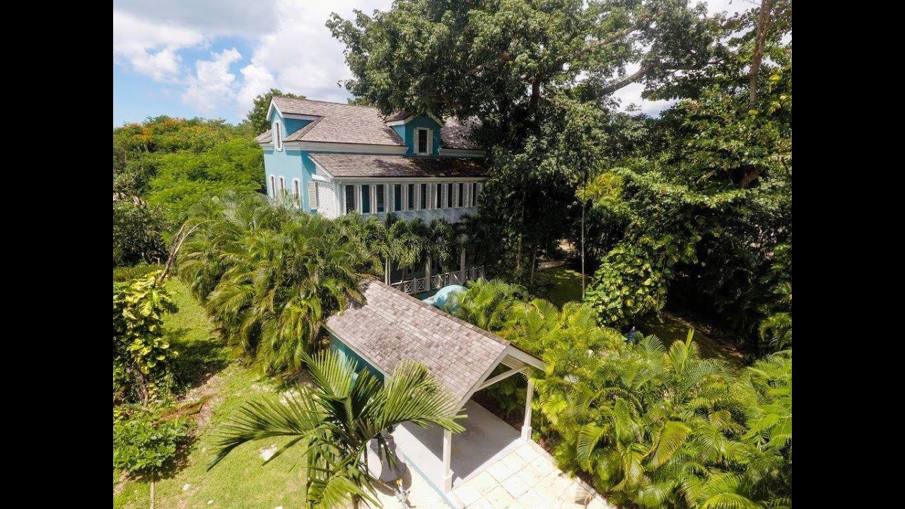 Charming Colonial Villa in Old Fort Bay, Bahamas
