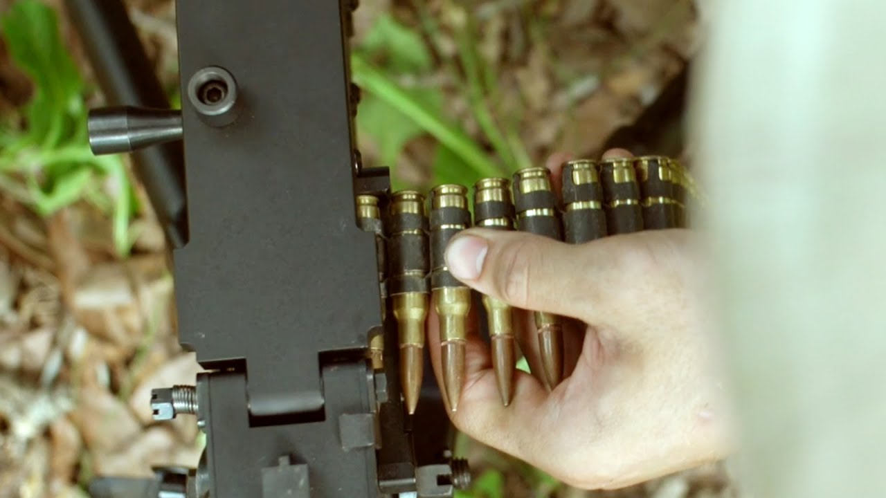 M1919勃朗寧重型機槍有多猛？打得美軍魂飛膽寒丟盔棄甲，戰爭片