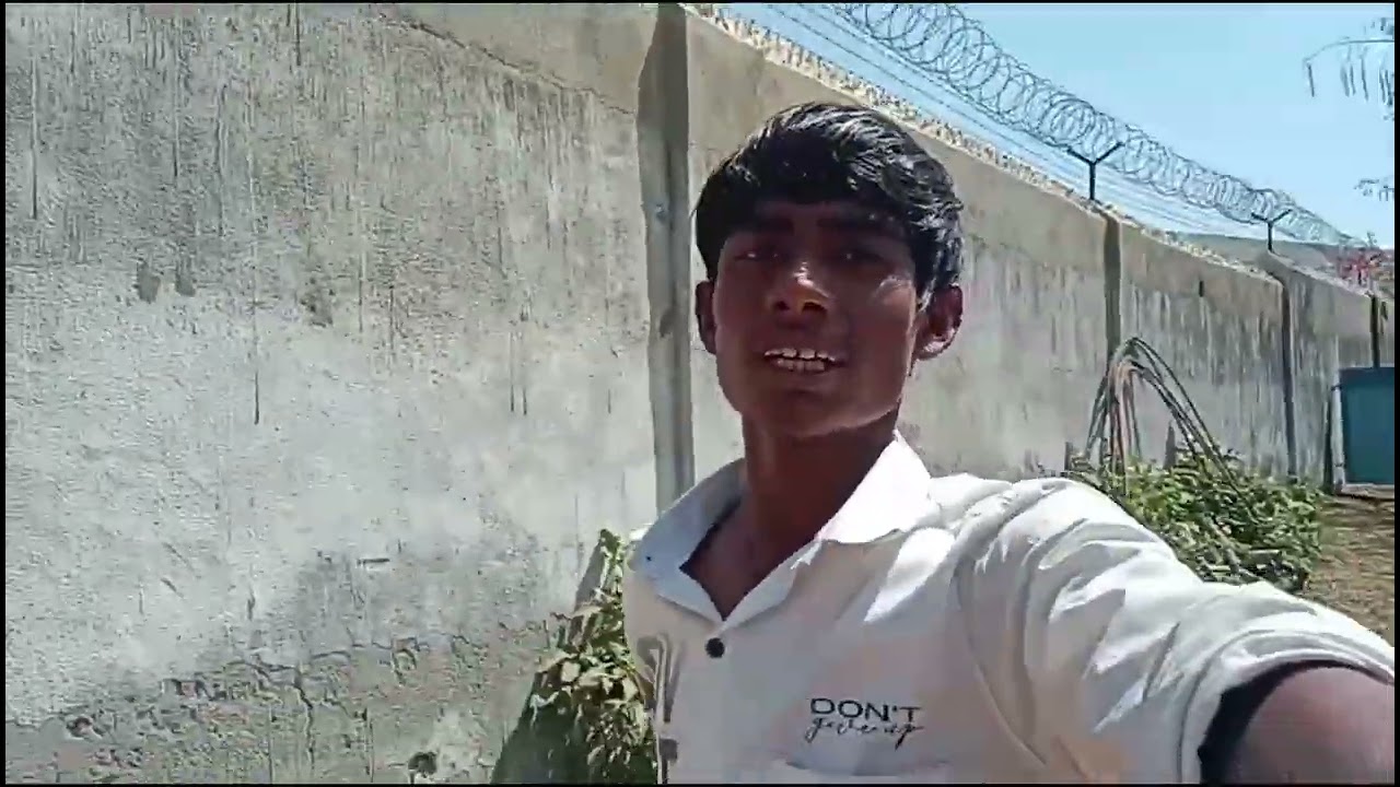 #vlog #views #cow #haveitoldyoulatelythatiloveyou #comedy #funny 