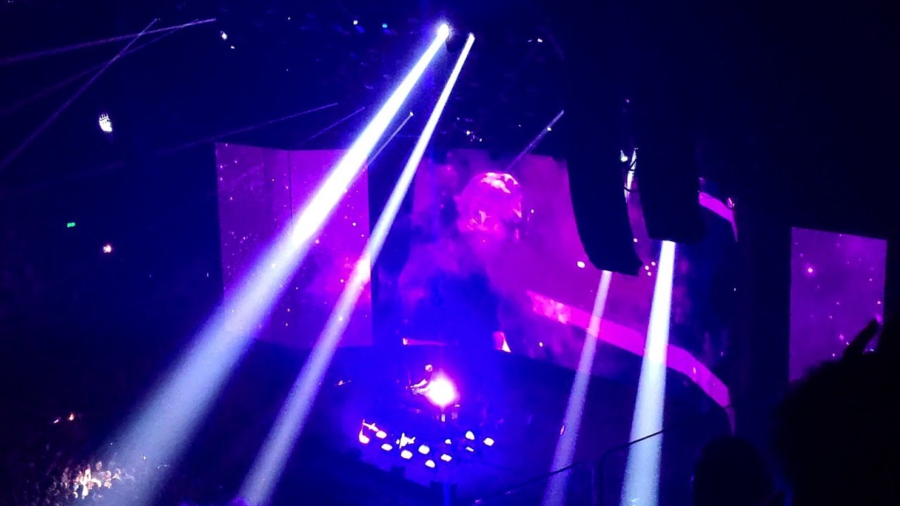 Avicii - Wake me up (David Guetta Remix) Movistar Arena BA 06-01-2023