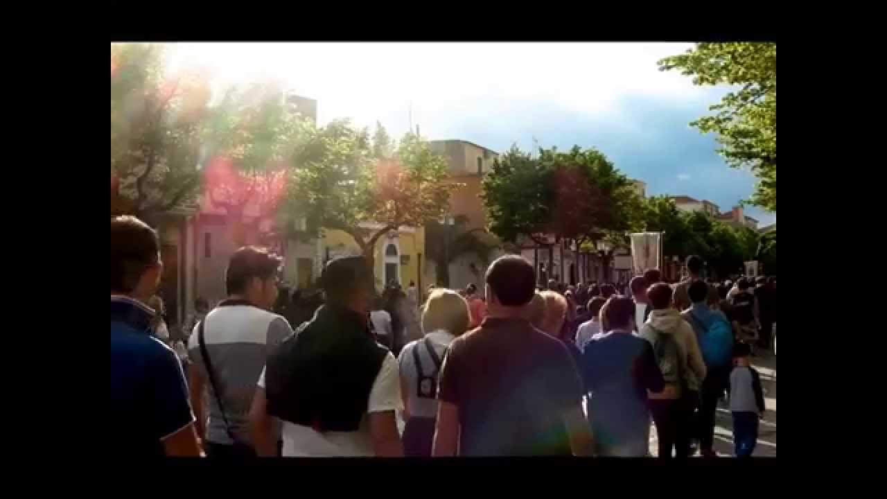 25 aprile 2014, i pellegrini devoti alla Madonna Incoronata da Lavello arrivano a Orta Nova