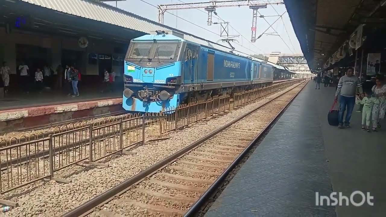 Inside Nashik Road Railway Station | Platform Life, Trains & Real Passenger Movement | Indian Railwa