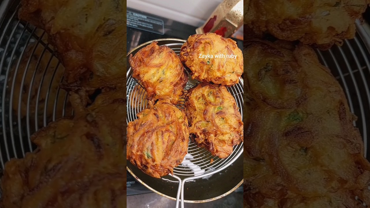 Ramzan special Crispy Anda Pyaz bhajiya | Egg pakoda #shorts #viralshorts #ramzanrecipe
