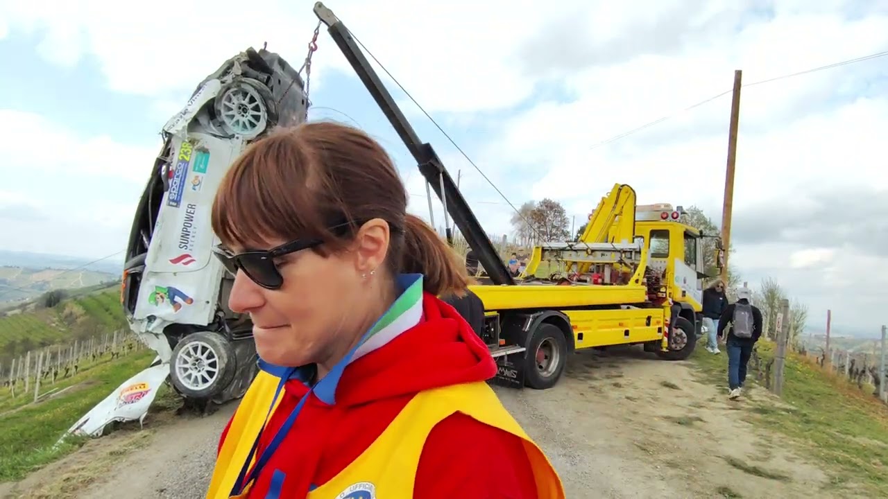 RECUPERO AUTO INCIDENTE RALLY ALBA 2025 | CAR CRASH RECOVERY #crash #rally #rallycrash #recovery