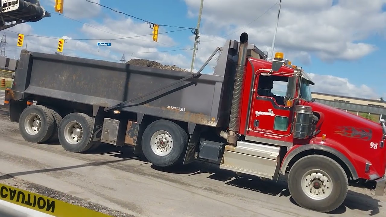 GIP GFL GROUP PAVING CREW OVERLEA BLVD TORONTO  SEP 8/2025
