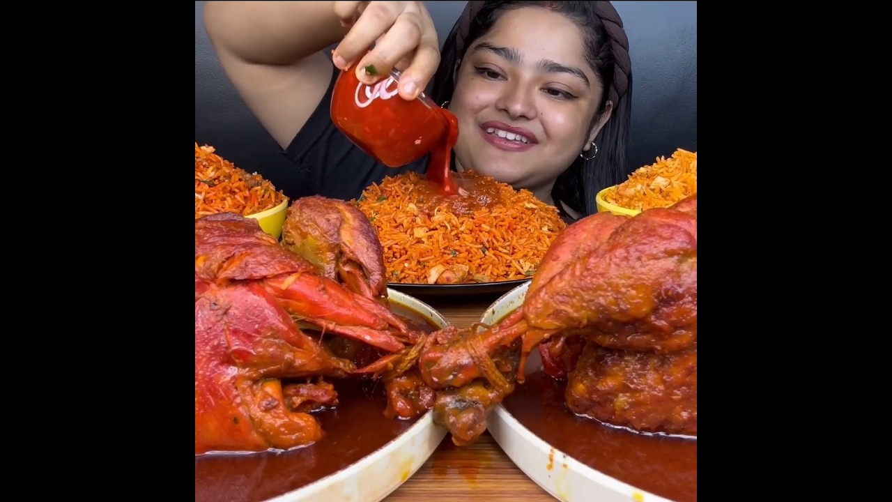 ASMR: EATING SPICY CHICKEN CURRY🔥 BASMATI RICE || #shorts #mukbangn#asmreating #mukbangasmr #asmr