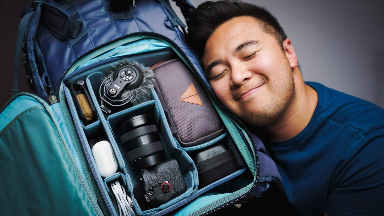 What's in my NEW Camera Bag? Essential Gear for ANY Vacation!