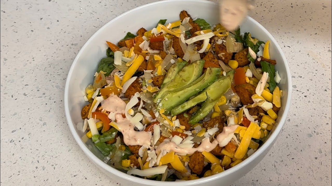 Whippin Up: Southwestern Chicken Sweet Potato Bowl