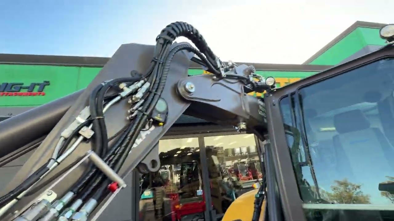 Handover Video: Macpherson James Civil 6MCR with engcon