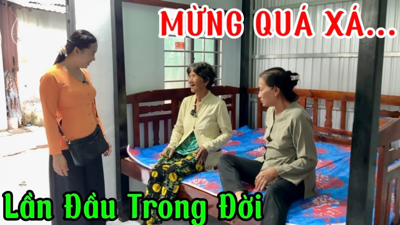 Bà cháu bé Khôi bán vé số NHẬN QUÀ KHỦNG mừng nhà mới| PHƯƠNG THUÝ TV#1272