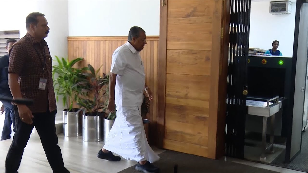 അഡ്വക്കേറ്റ്   ജനറലിന് ക്യാബിനറ്റ് പദവി നൽകാൻ മന്ത്രിസഭാ തീരുമാനം