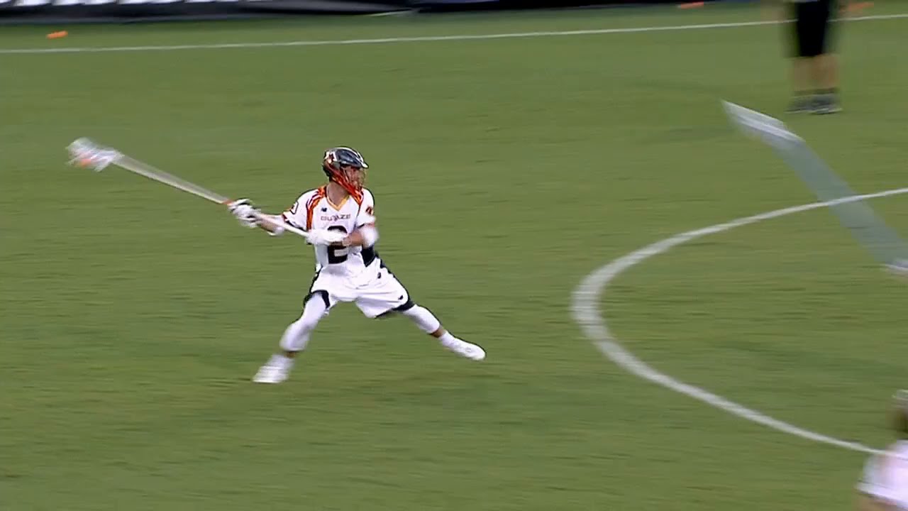 Scott Ratliff scores 7 points against the Launch