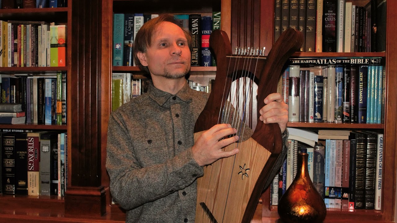 The Laudatory Sounds of Kinnor: On a Boat with Jesus