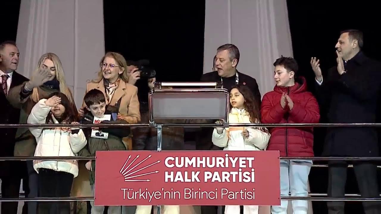 Bakırköy’deyiz! Umut, bu milletin kendisidir. Millet büyüktür!