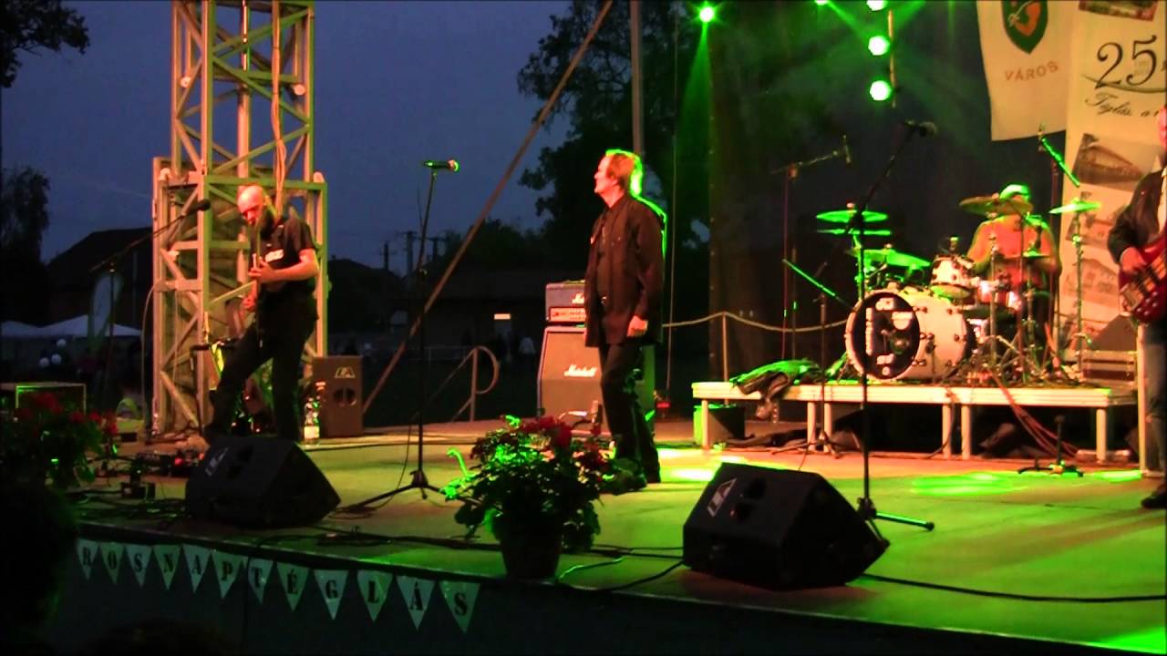 Bikini-Téglás-2016. 05. 01.