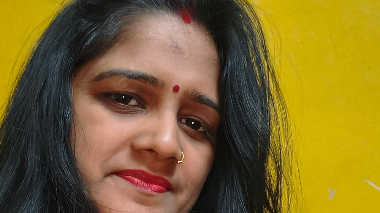 Indu Maurya vlog is live hello YouTube family mere live mein sabhi log ka swagat hai