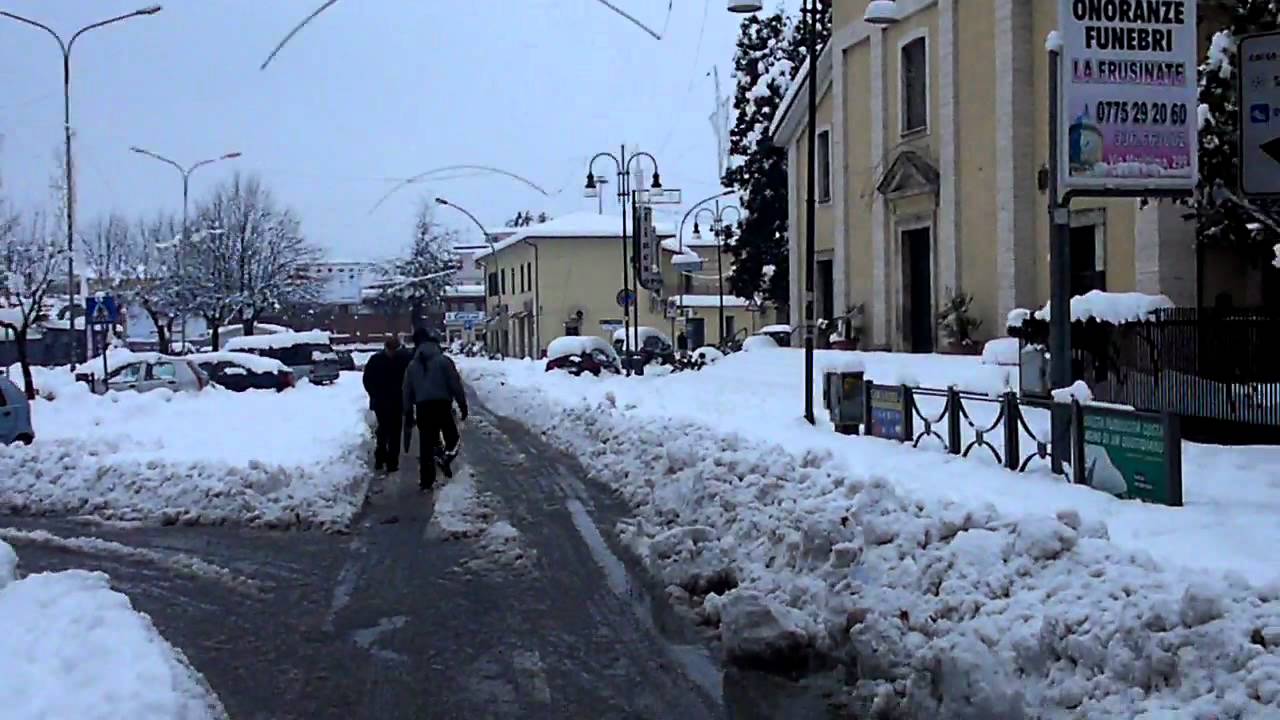 Frosinone stazione ferroviaria 4 febbraio 2012 a 36 ore dall'inizio emergenza neve