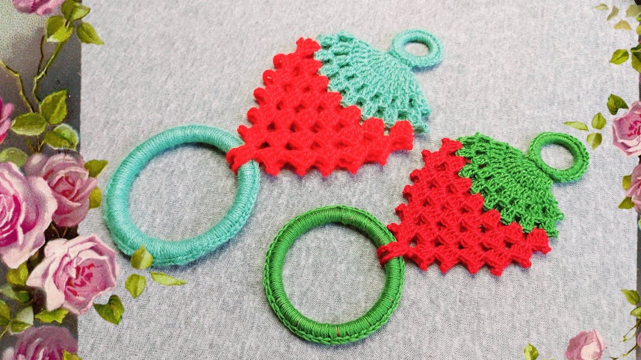 ديكور رائع لمطبخك/ حامل مناشف المطبخ على شكل فراولة كروشيه/porte serviettes fraise au crochet
