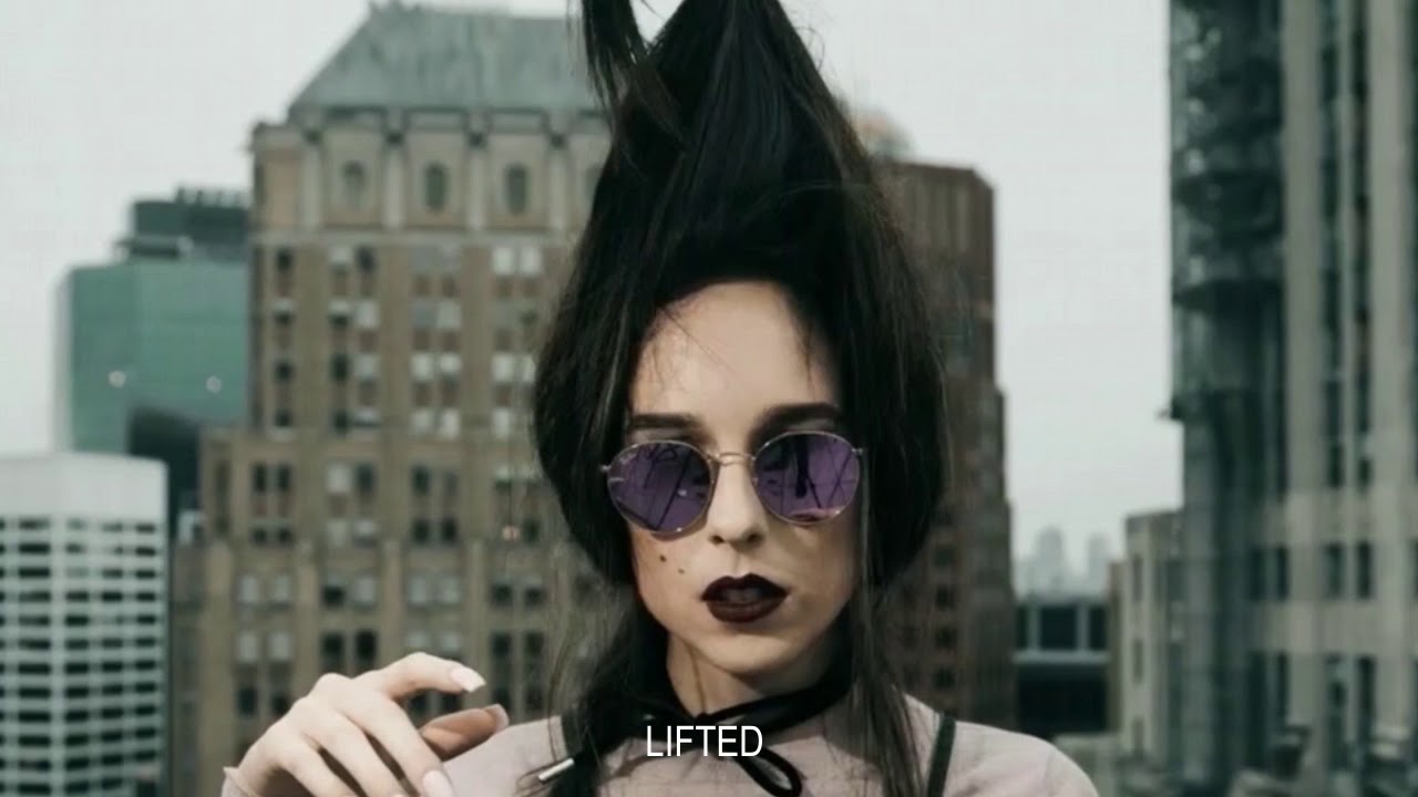 Allie X &ndash; Lifted (Lyric Video)