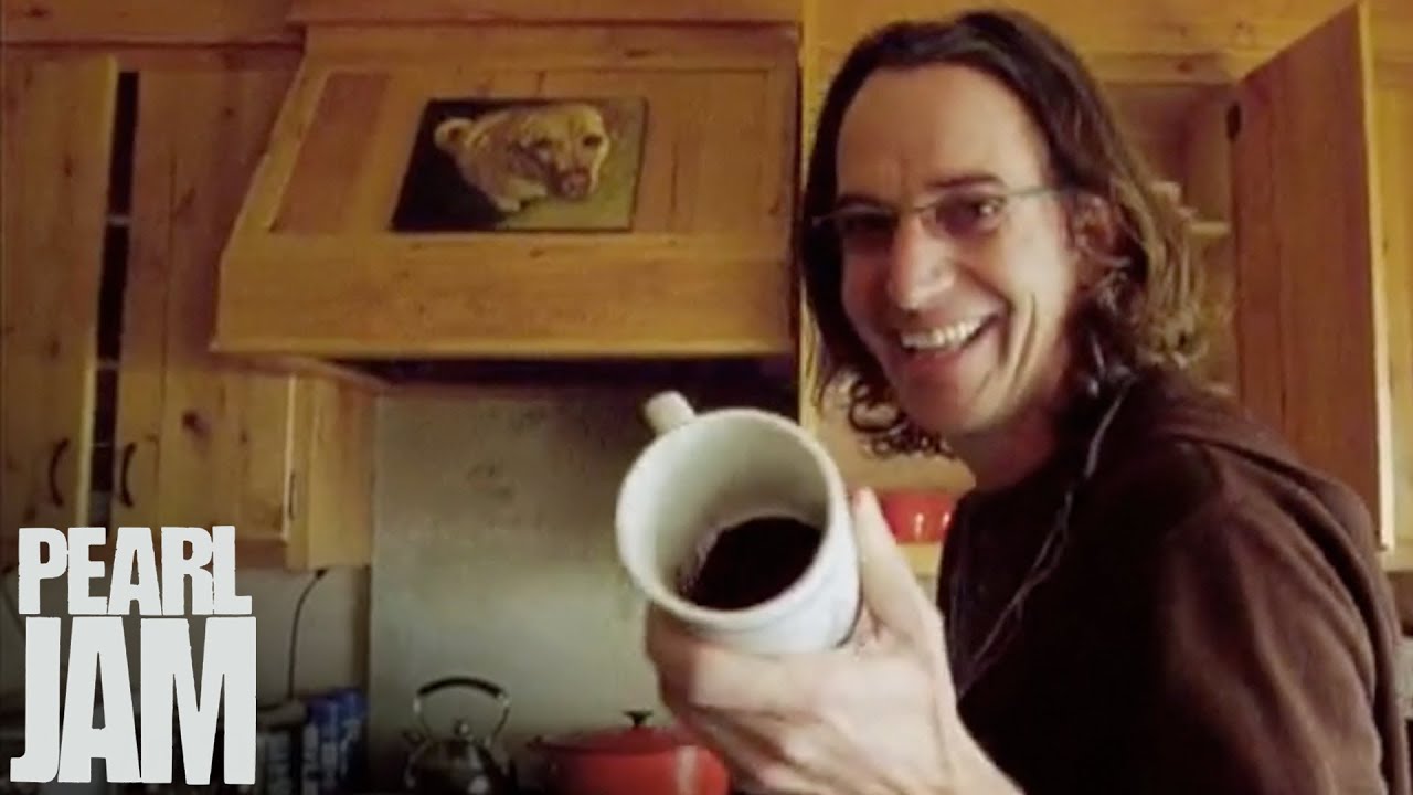 The Stone Gossard House Tour - Pearl Jam Twenty
