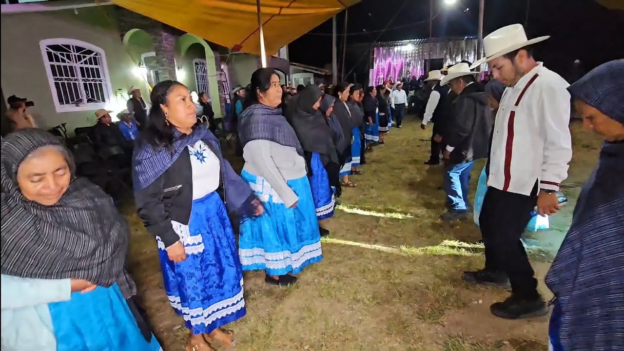 Festejando a San Miguel Arcángel / San Miguel Lado San Juan Mixtepec Juxtlahuaca Oaxaca México
