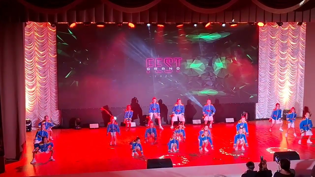 Выступление😀