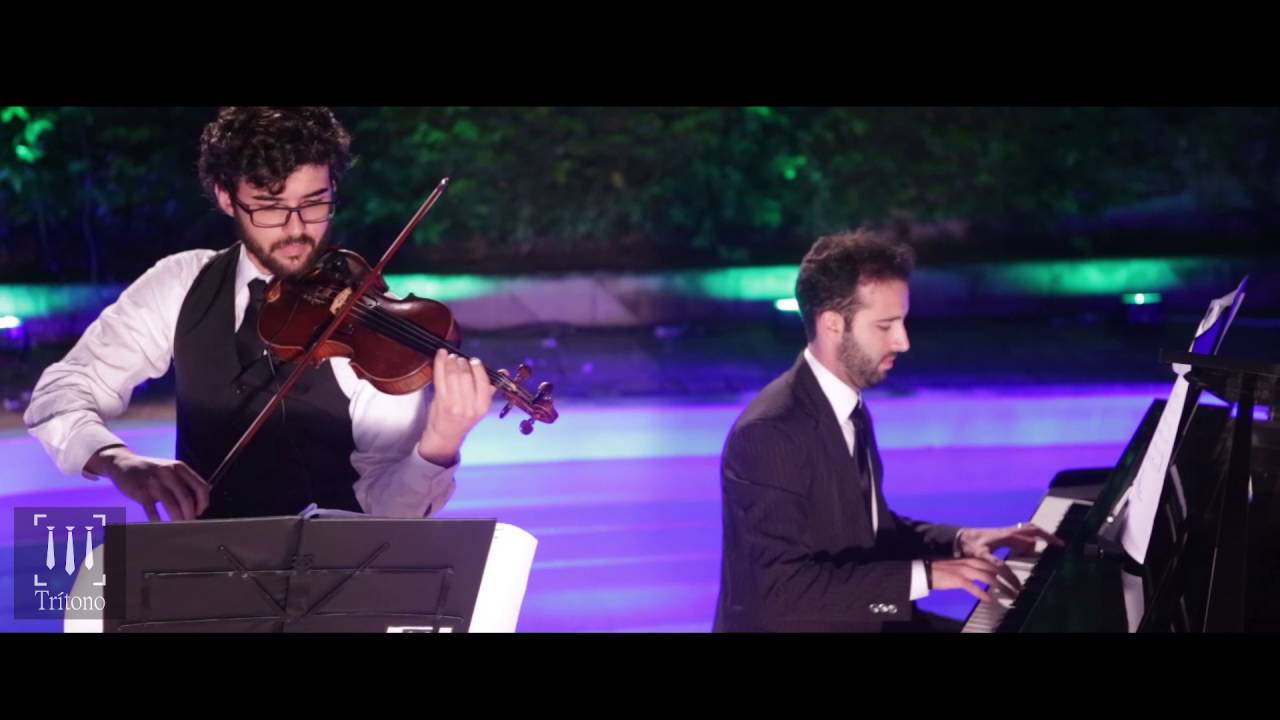 Chuva de arroz Piano Violino Percussão Casamento Grupo Trítono