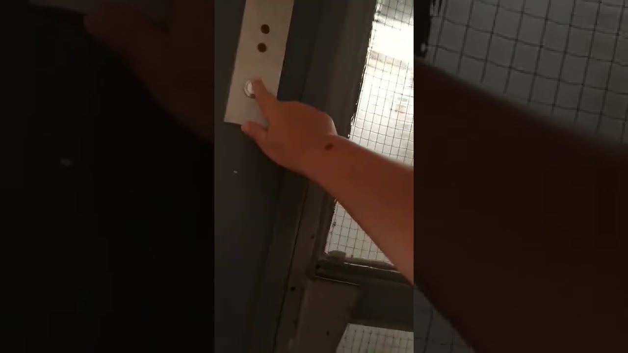 1979 Transporta TOV 250 elevator @ Vrlíkova 1884/69, Liptovský Mikuláš, SK