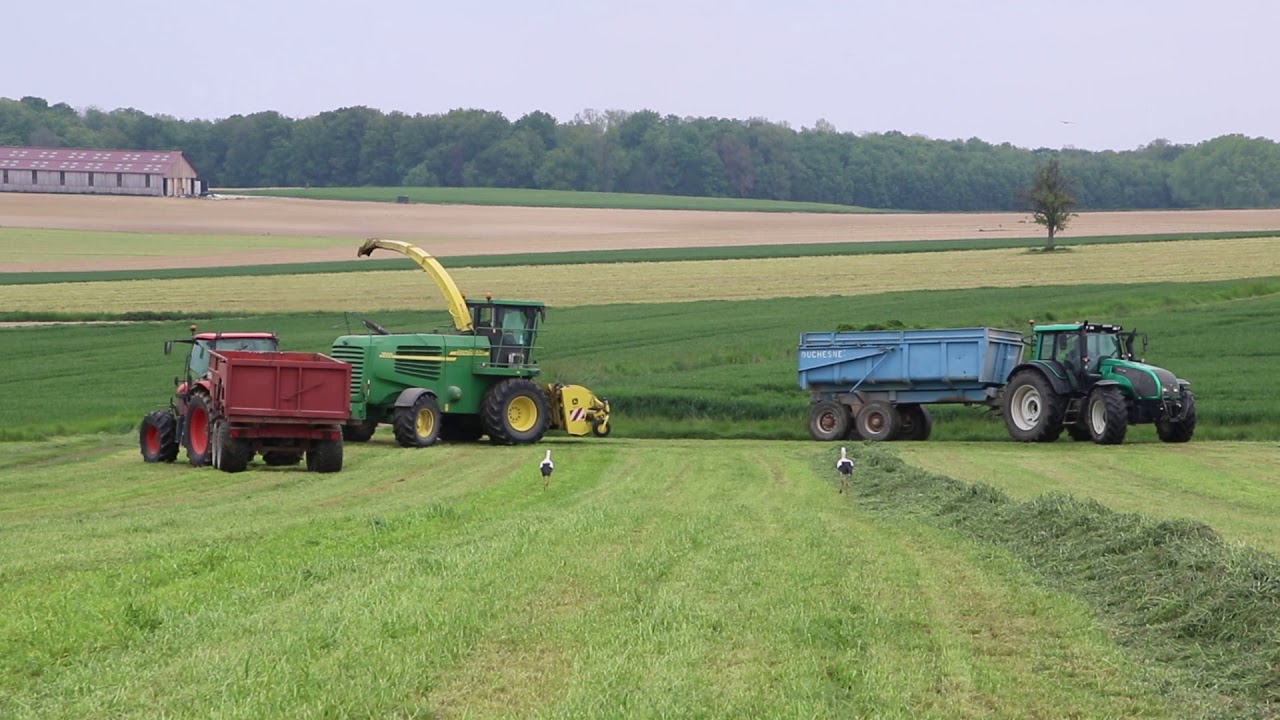 JOHN DEERE 7500