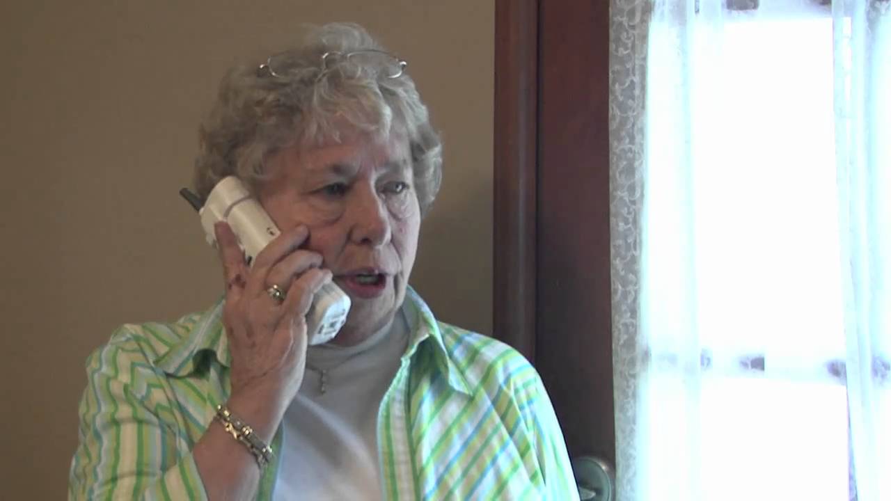 #7.5 Warning Signs of Fraud: Helping Seniors with Finances (5 of 6)
