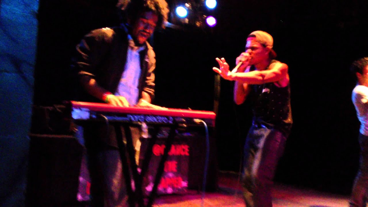 Chance The Rapper - Prom Night (ft. Kids These Days) @ Reggies 9/9/2012