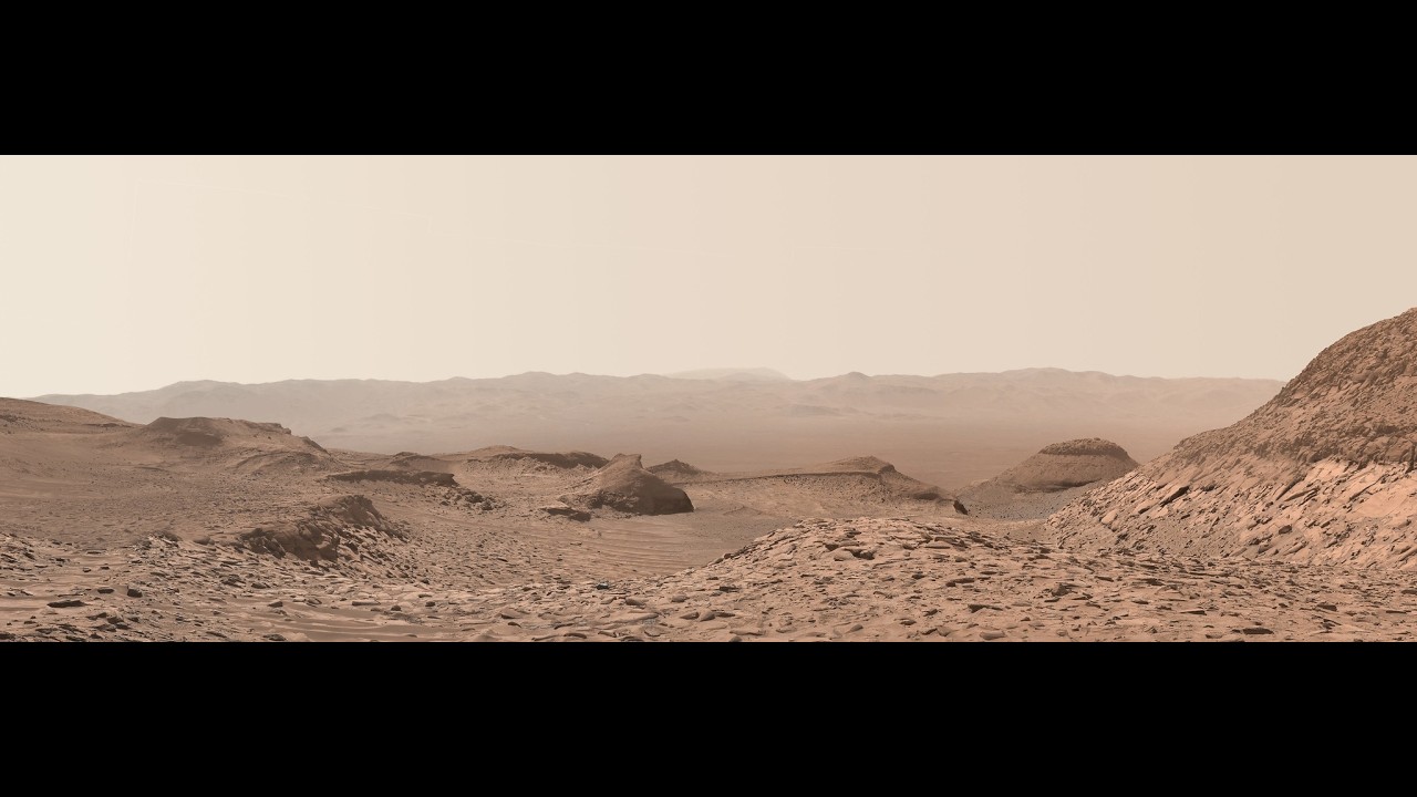 Марсоход Curiosity снимает руины марсианских строений? ~ 06/07/2026