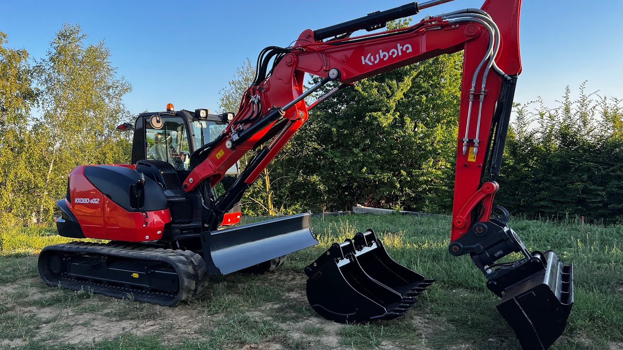 Модификация сада в семейном доме с Kubota KX080-4a2