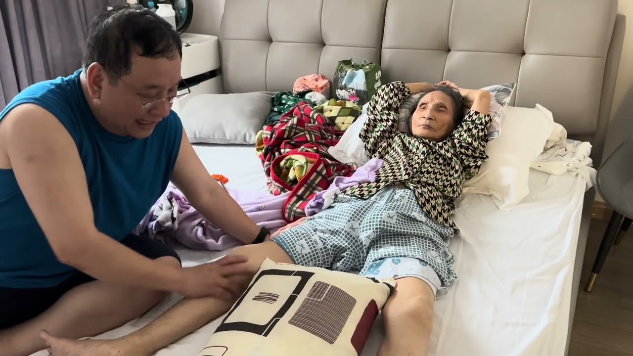 VN21 - Tập bóp chân