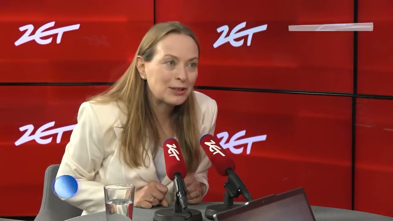 TOTALNA KOMPROMITACJA! Rzecznik rządu ucieka przed pytaniami o 100 konkret&oacute;w!