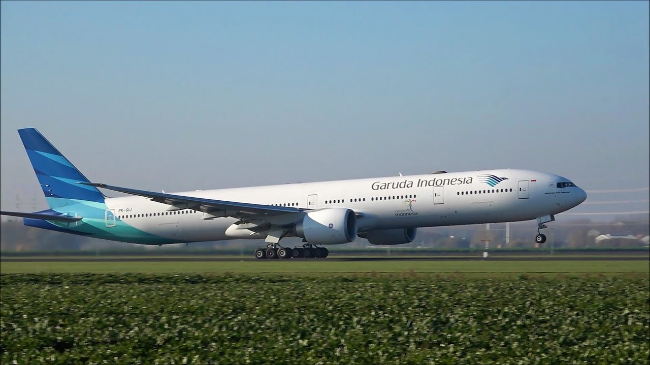 Amsterdam Schiphol Planespotting 2018 Polderbaan take offs Part 1/2 Airbus A350 A330 Boeing 747 787