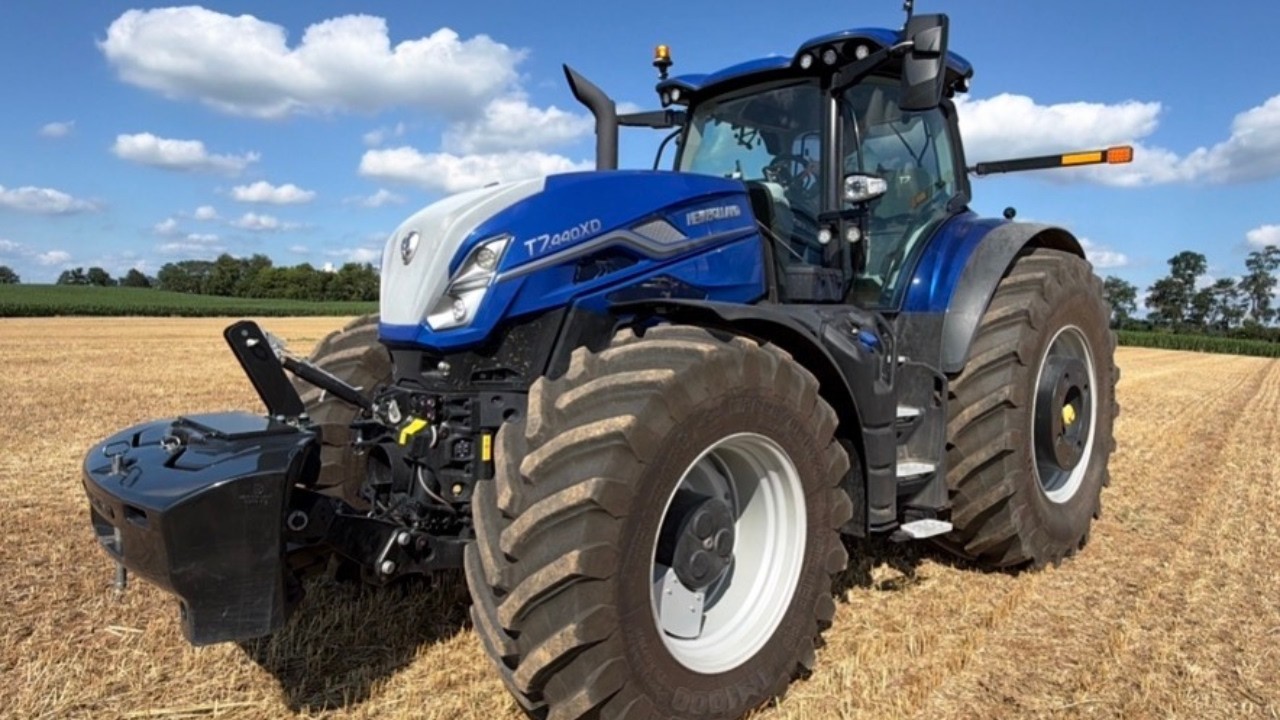 2027 440 HP NEW HOLLAND T7.440XD Tractor