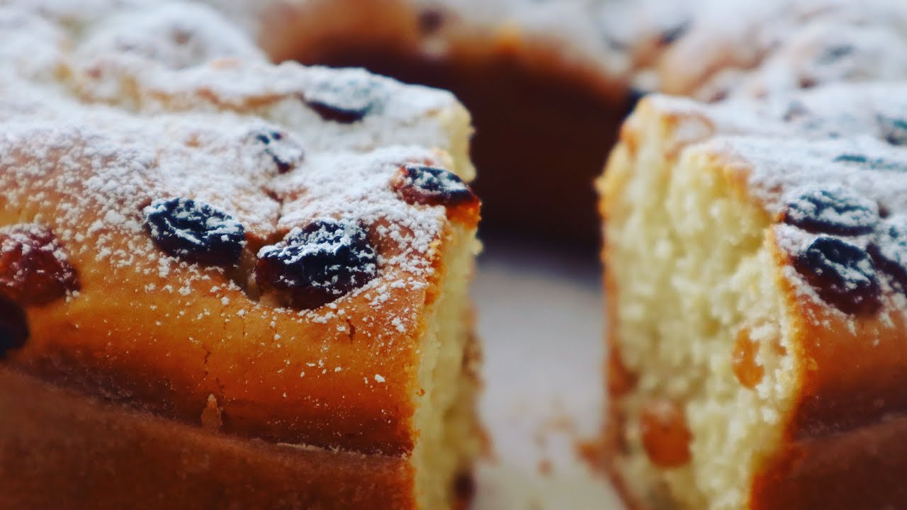 Gâteau moelleux aux raisins secs