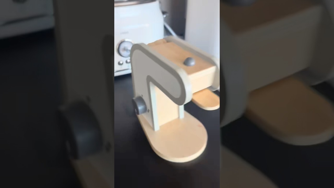 Goki wooden espresso machine toy review