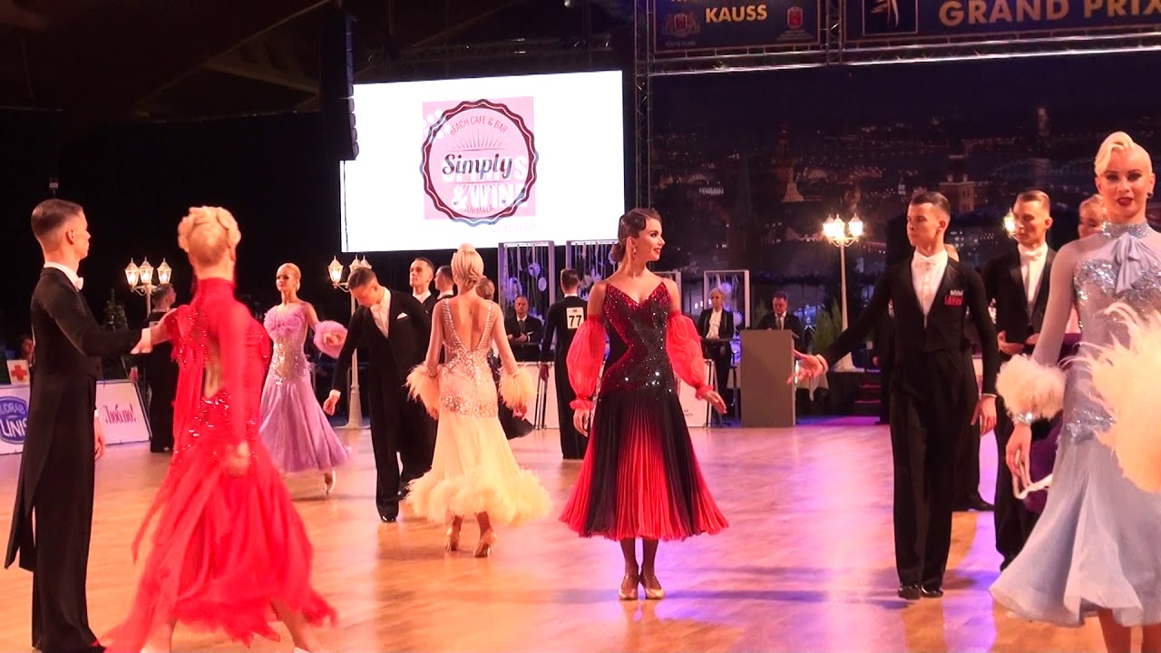 00018 WDSF U21 Open Latin r.1  BELLEVUE PARK HOTE cup
