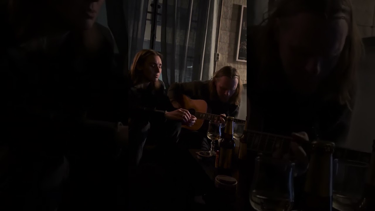 Moa Lignell, Erlend Ropstad - Det er vår stillhet jeg behøver (Duet)