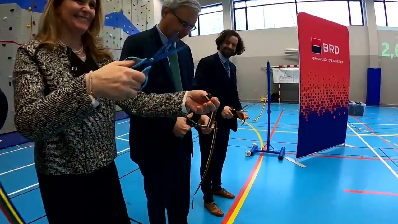 Inauguration du mur d'escalade
