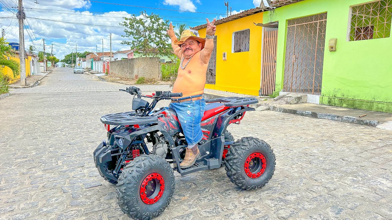 PILILIU SURPREENDE LEÔNCIO COM SEU NOVO QUADRICICLO | PILILIU DA RESENHA