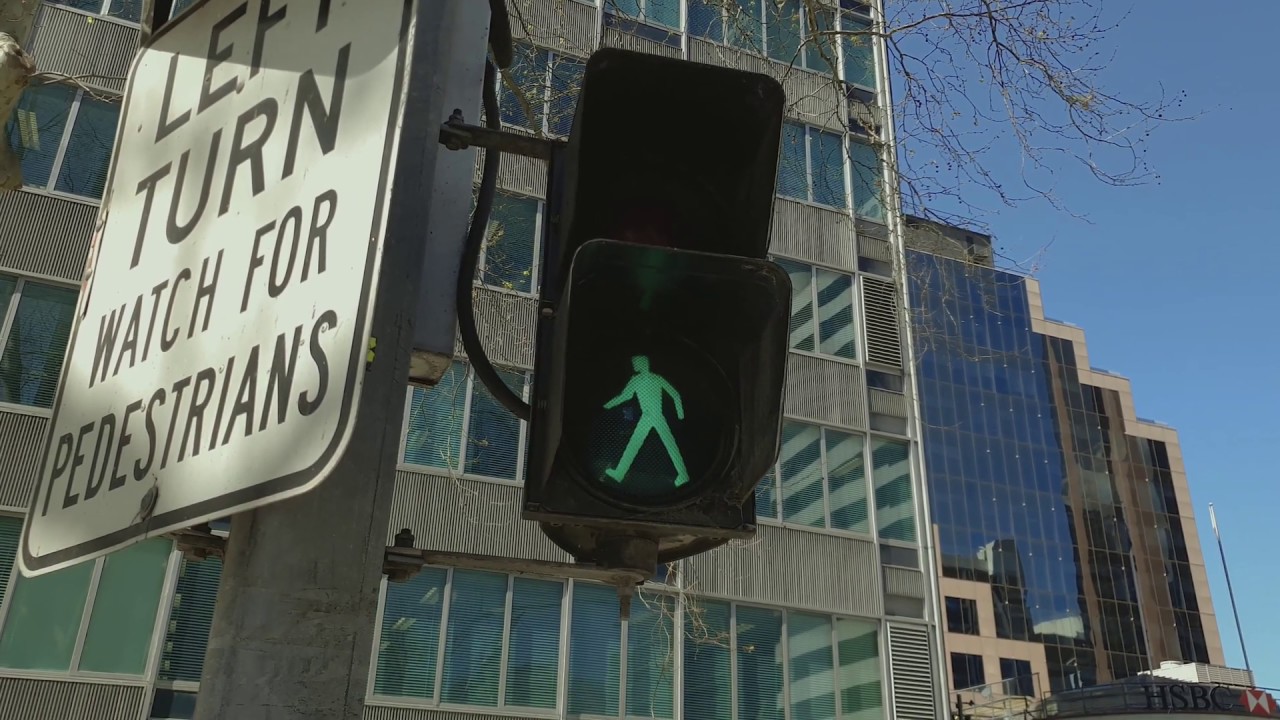 Free 4K Royalty-Free Stock Video: Road crossing traffic pedestrian green light