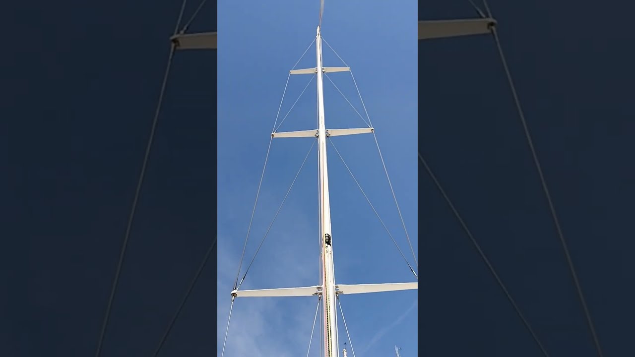 Tour on deck of the One-Off cruiser-racer 55