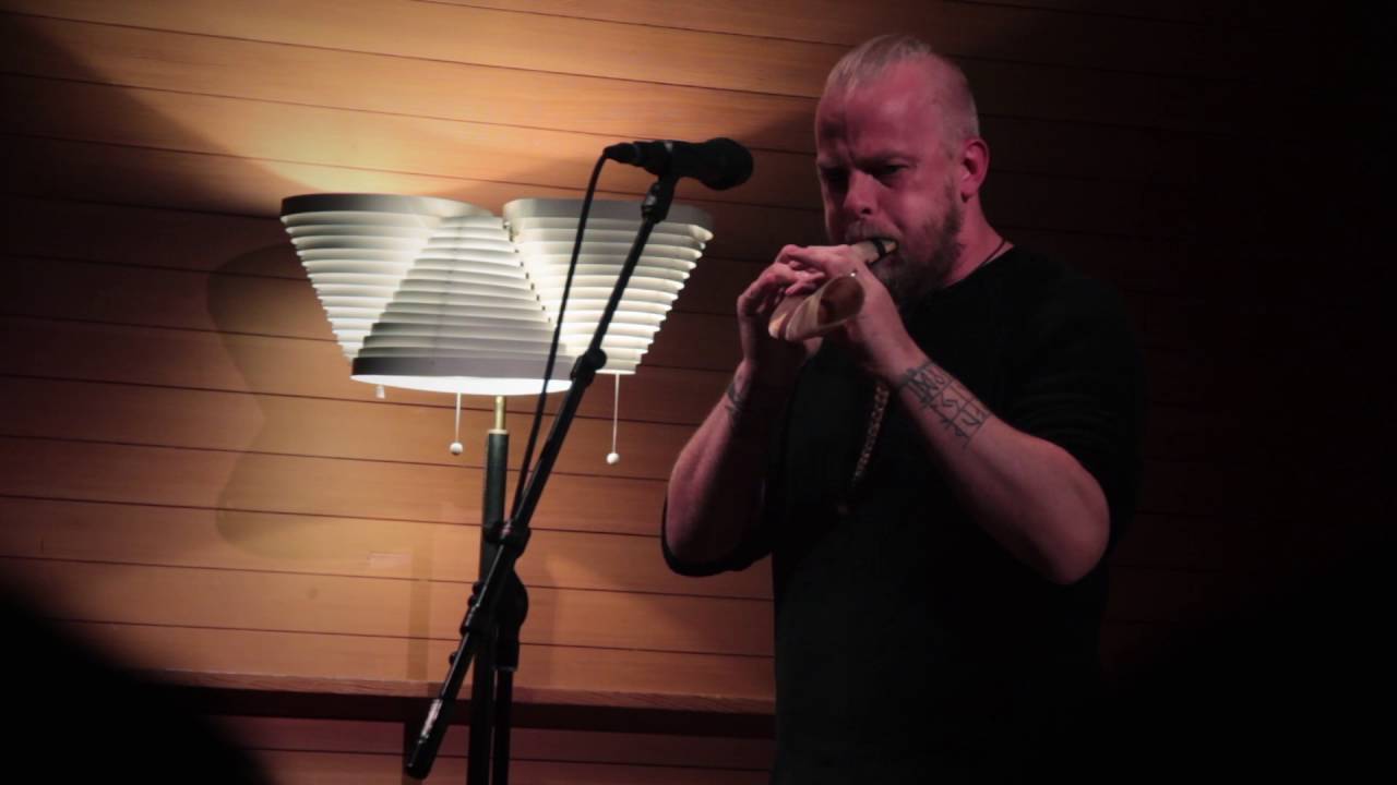 Einar Selvik - Horns