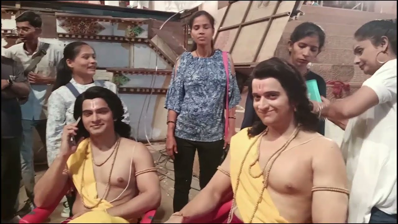 Camere k piche ka such kuch purani yadein
