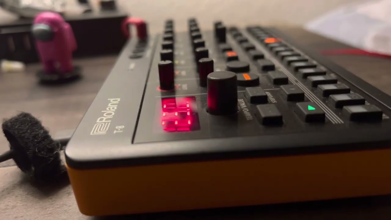 Roland T-8 | Raw sound no external effects